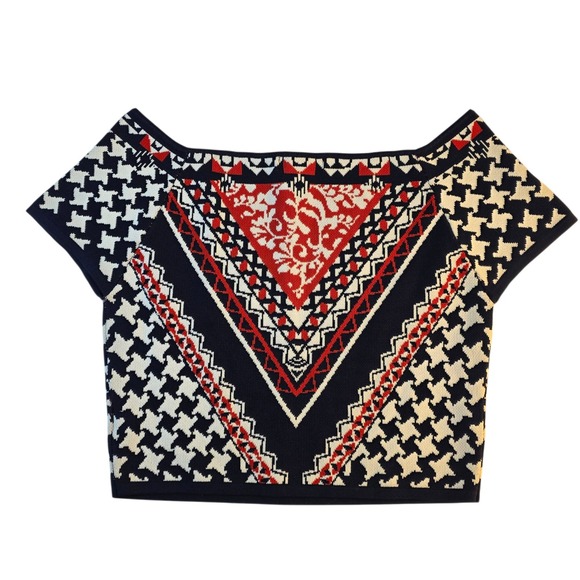 Jealous Tomato Tops - Jealous Tomato Geometric Knit Stretch Cropped Top L Red‎ Navy Short Sleeve